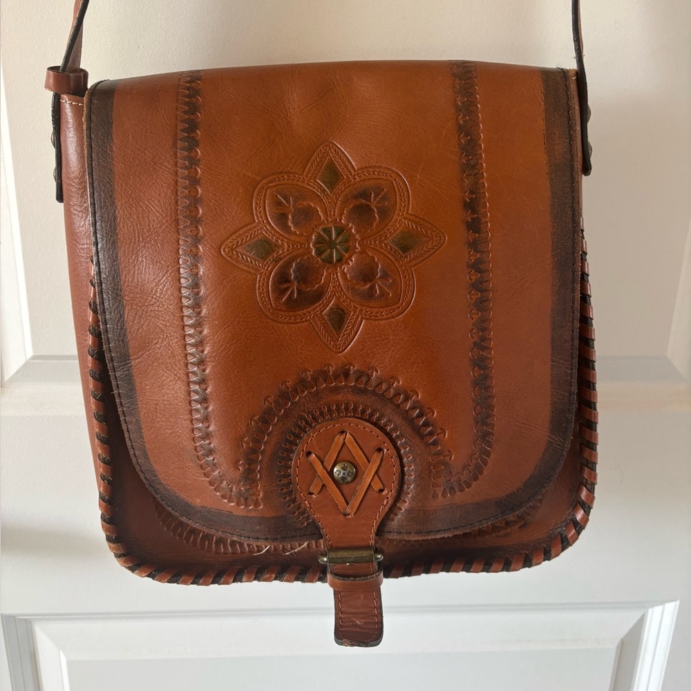 Patricia Nash leather messenger bag